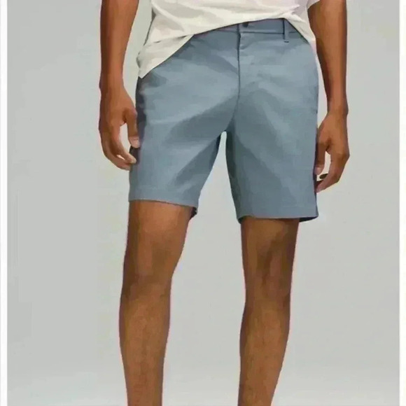 Lululemon 🍋 Commission Short Classic 7” - Picture 2 of 3